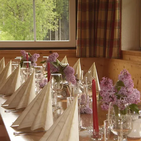 Konukevi Gasthof-pension Strassreith 3*